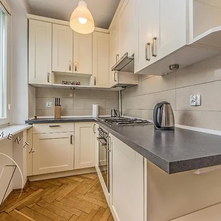 Victus Gardenia By Renters